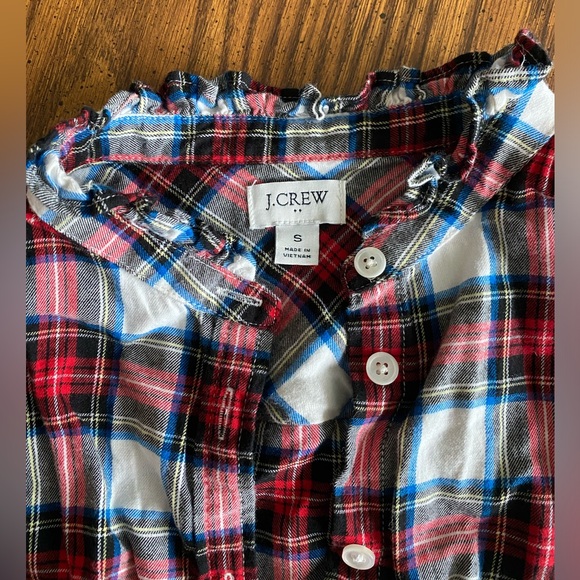 EUC JCrew Button-down long-sleeve shirt in small - Picture 2 of 3
